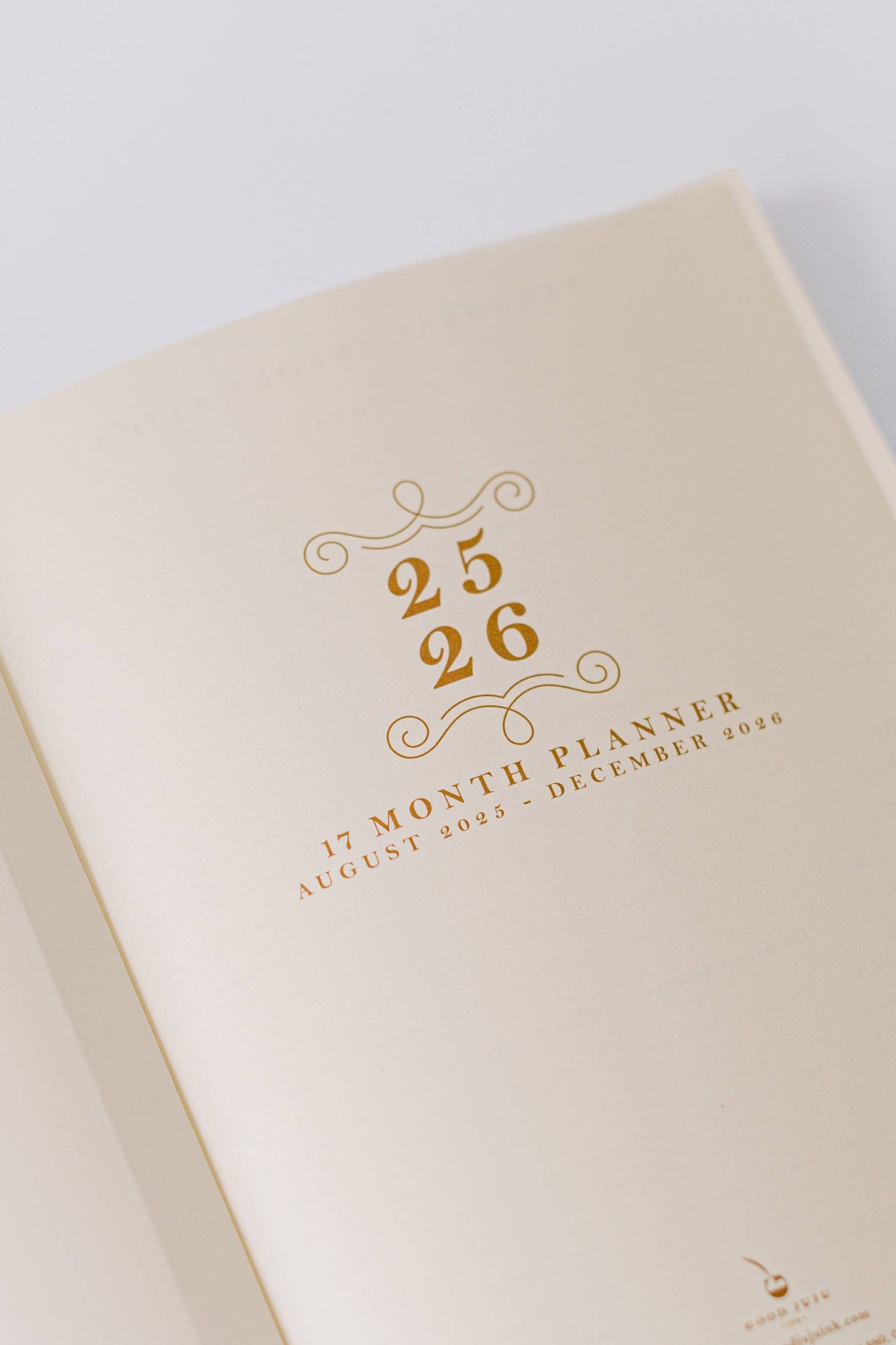 2026 Vine Pattern 17-Month Medium Bound Planner