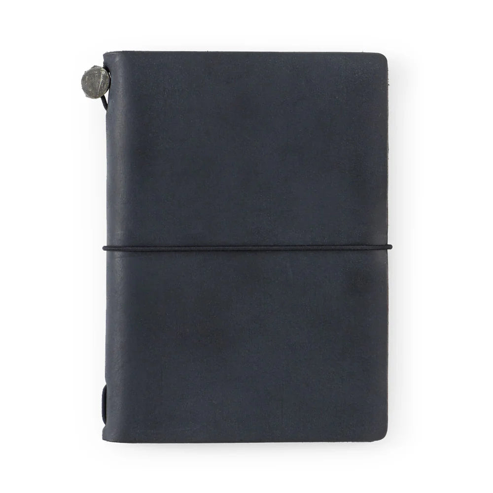Traveler's Notebook P-00 Black Passport Size