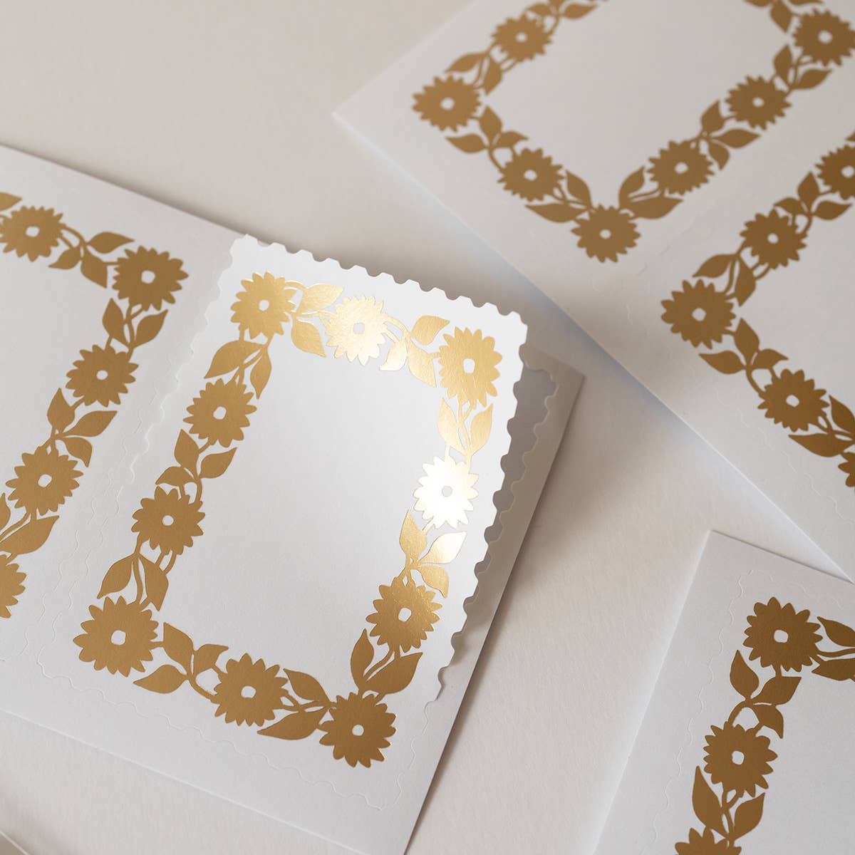Daisy Decorative Labels
