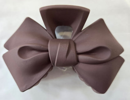 Cutesy Bow Claw Clip