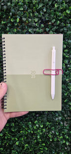 Enclosed Heart Pen Holder Paper Clip