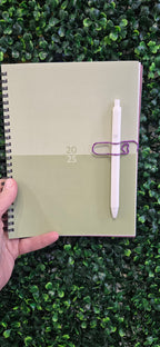 Enclosed Heart Pen Holder Paper Clip