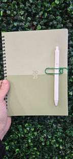 Enclosed Heart Pen Holder Paper Clip