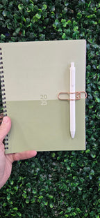 Enclosed Heart Pen Holder Paper Clip