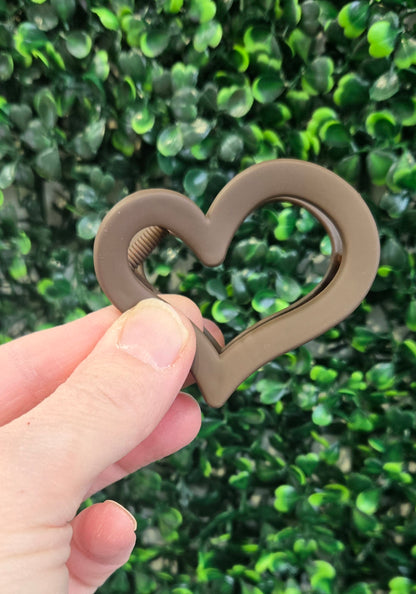 Retro Heart Shape Plastic Resin Hair Claw