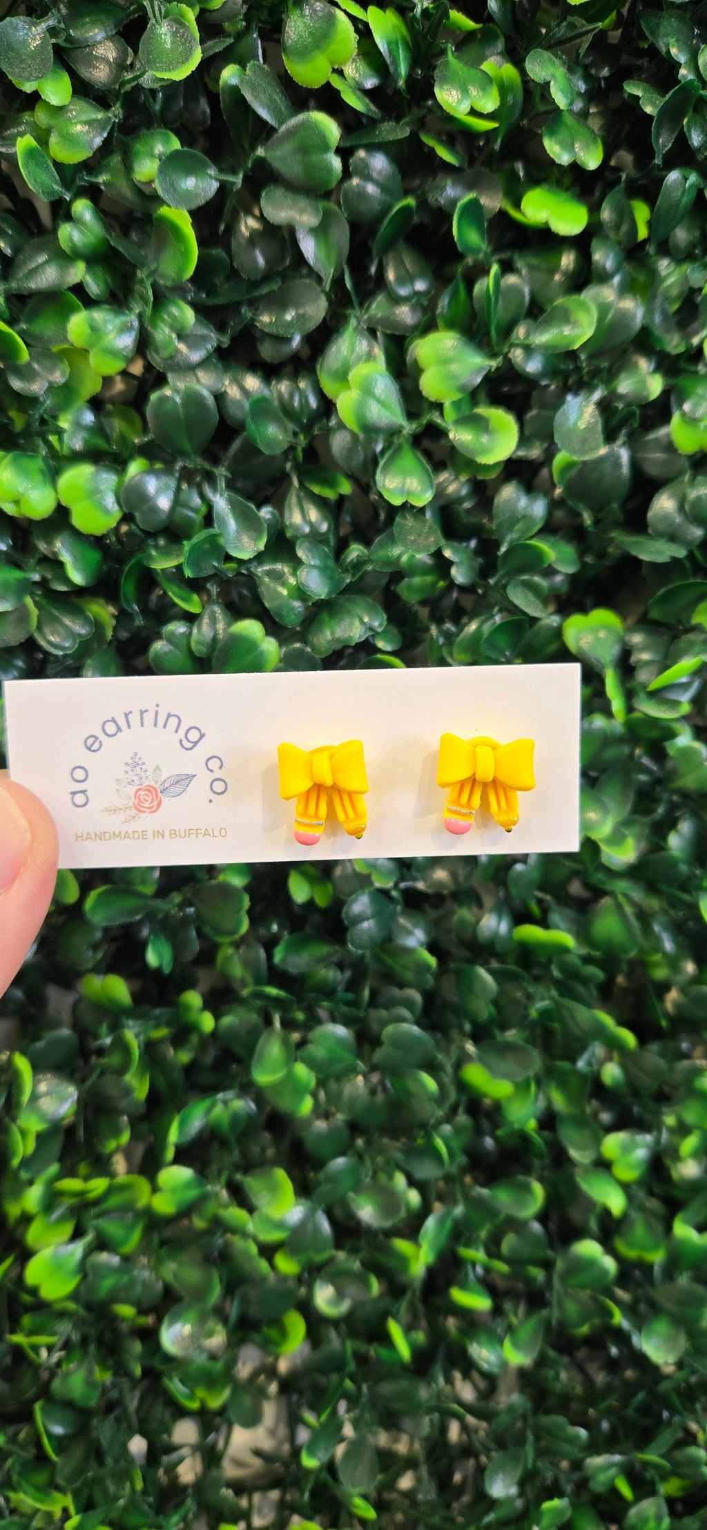 Pencil Bow Studs