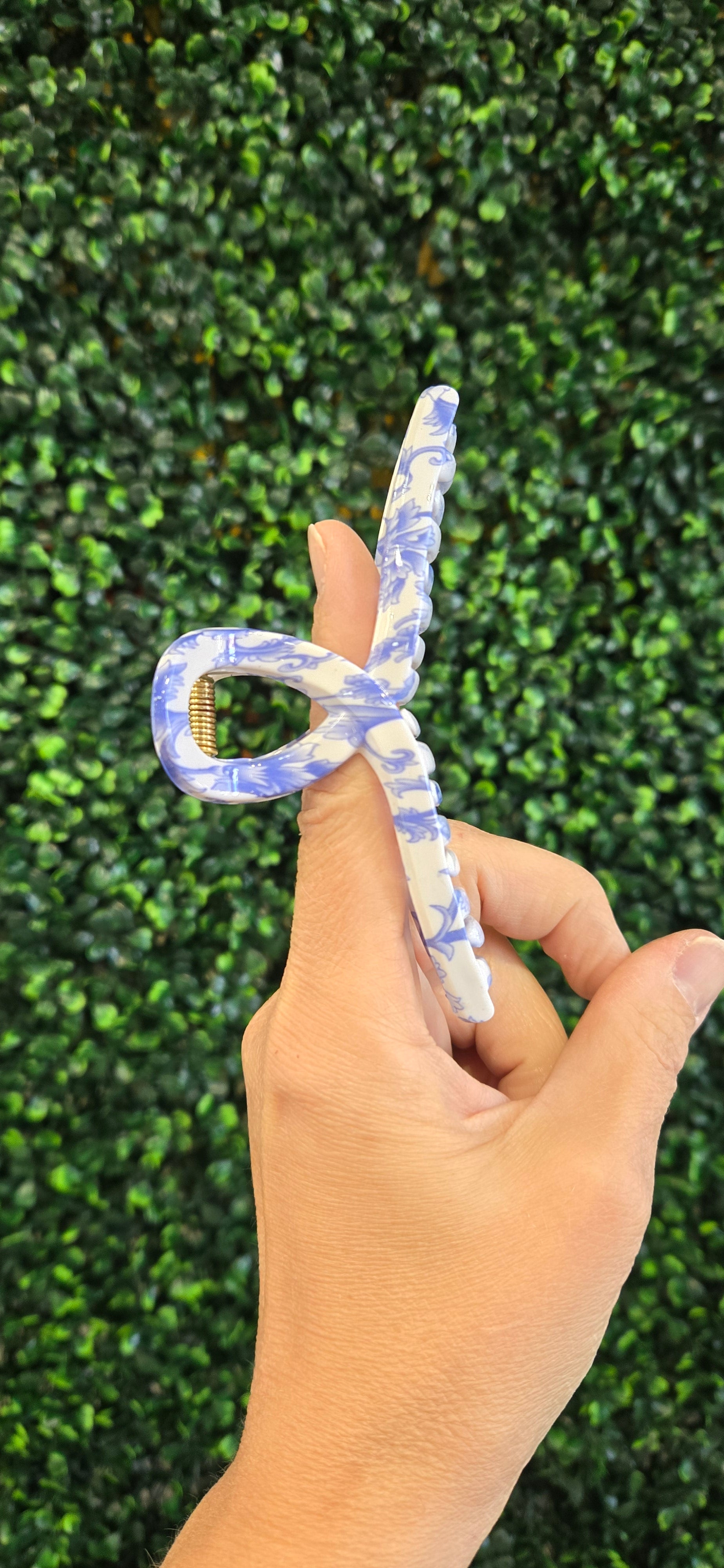 Blue & White Floral Hair Claw- Loop