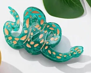 Green Snake Hair Claw