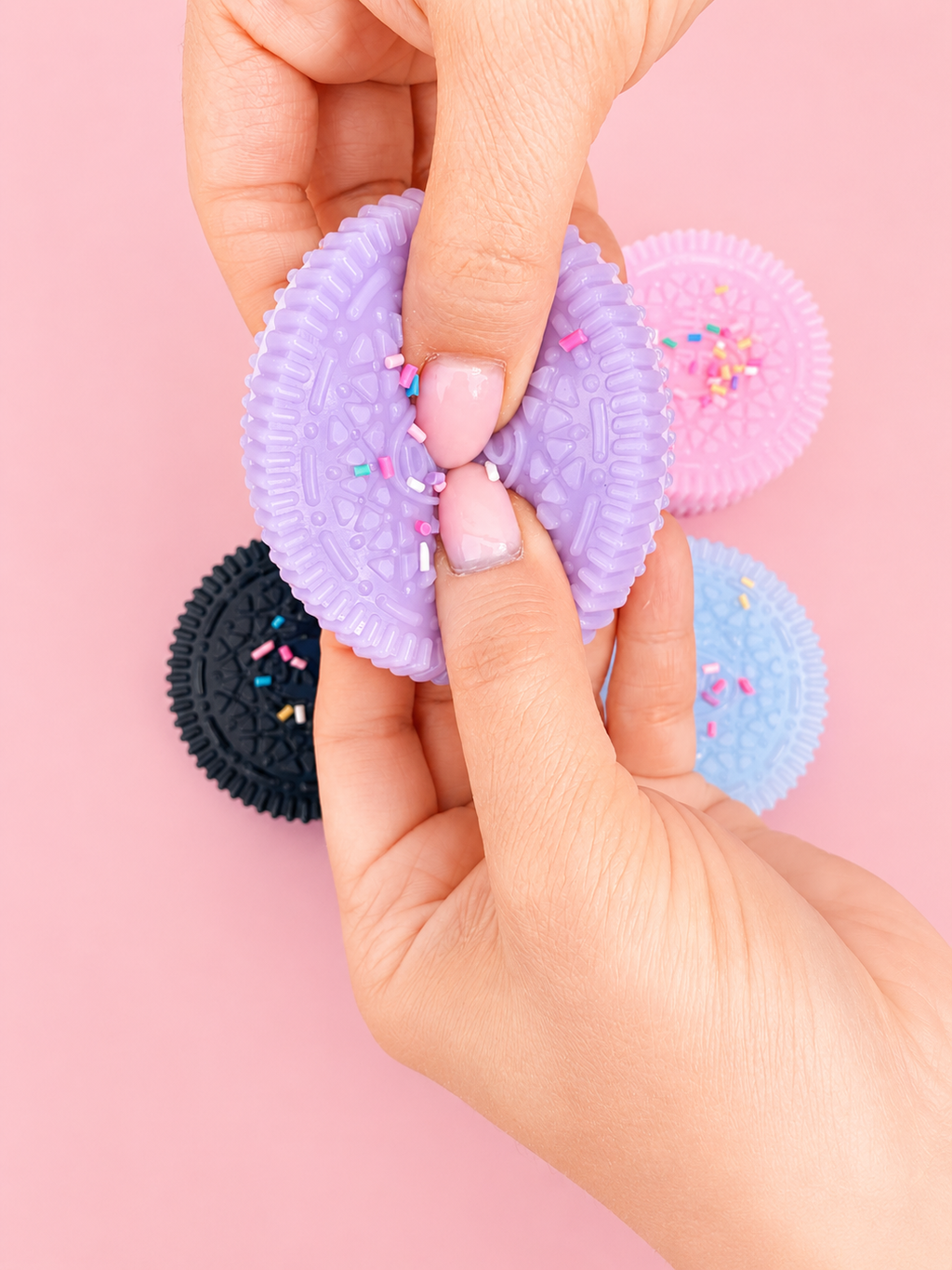 Sprinkle Cookie Sandwich - Taba Squishy