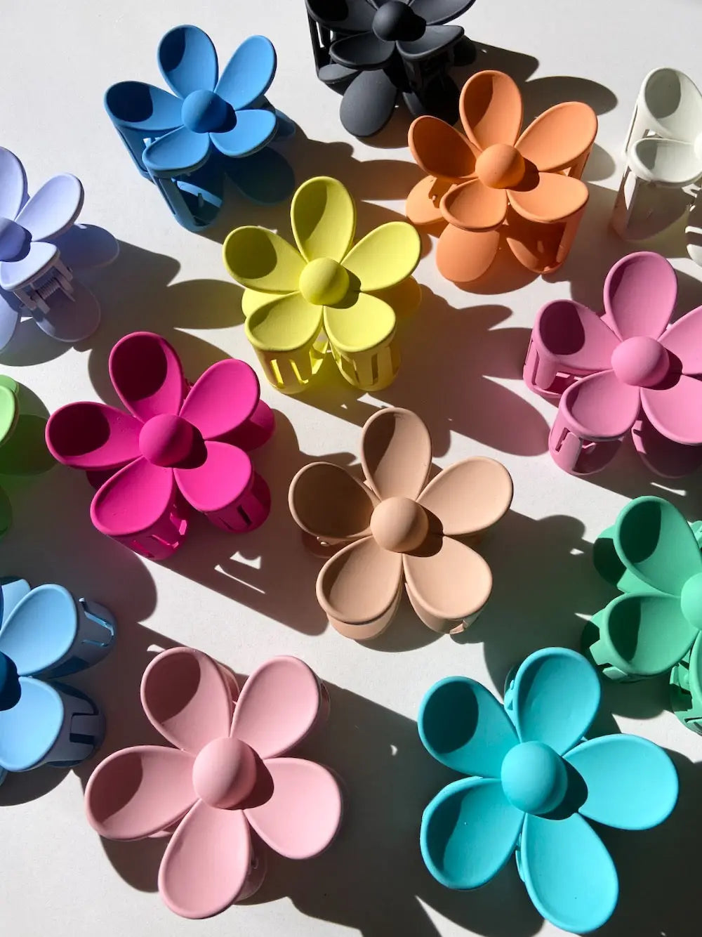 Big Daisy Flower Claw Clip